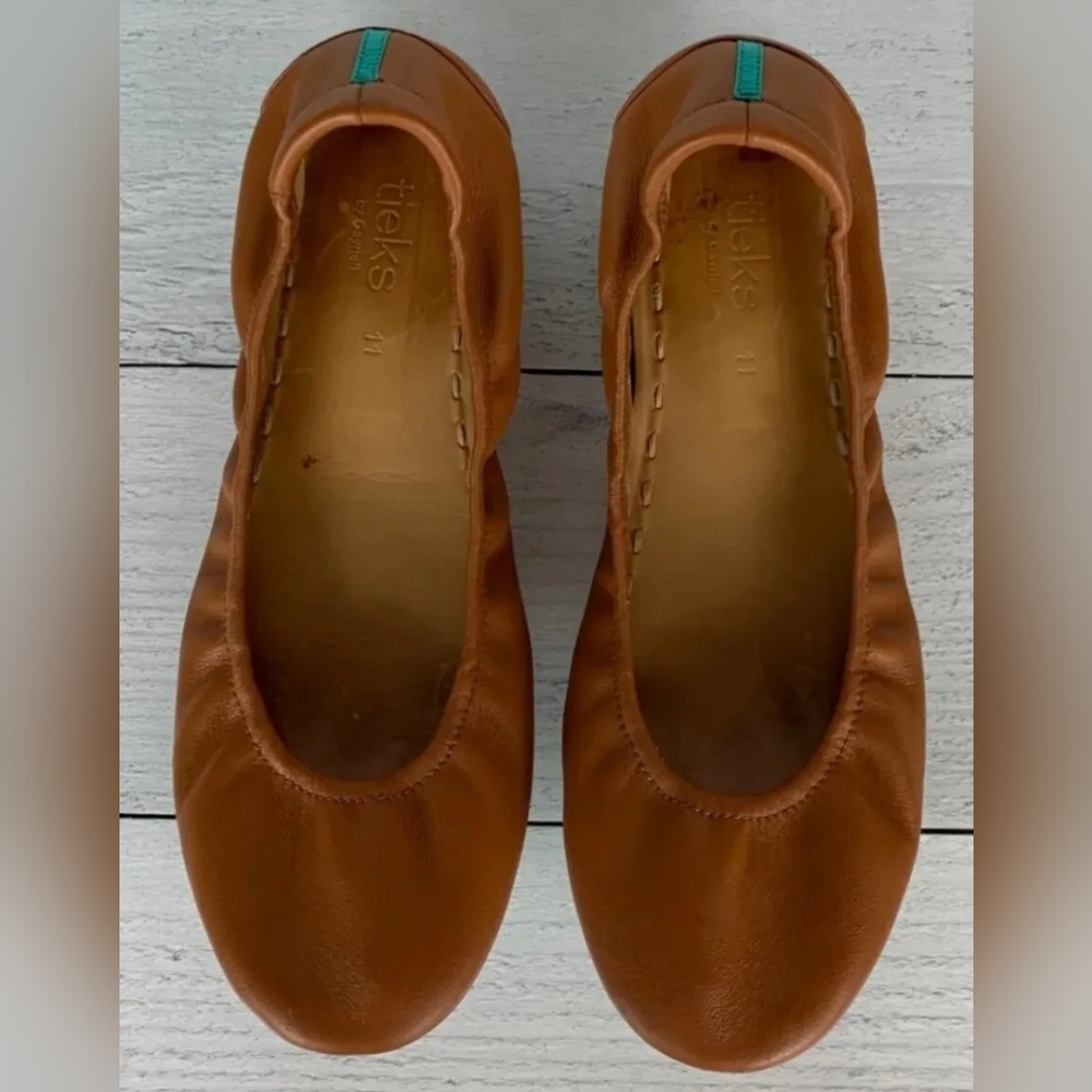 Tieks brand women's 11 chestnut almost new quality